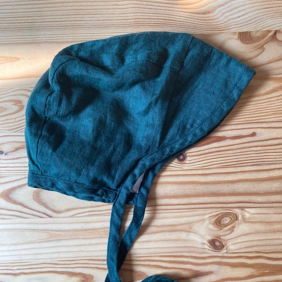 2x Bundle Briar Linen Forest Green Bonnet 6-12 months - Picture 1 of 6